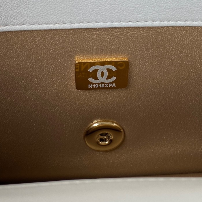 Handbag Chanel AS1787 size 20 cm