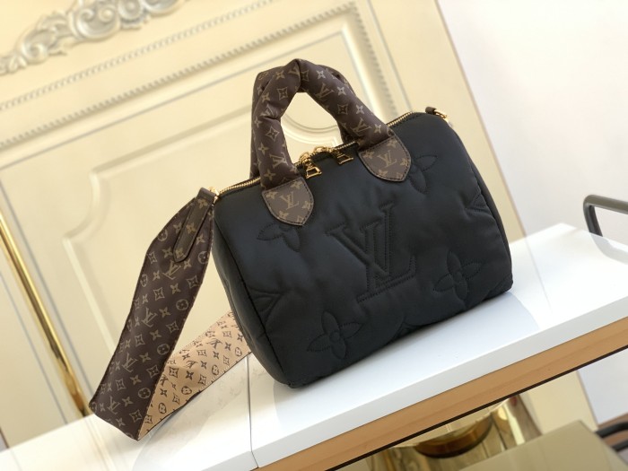 Handbag Louis Vuitton M59008 M59009 size 25*19*15cm