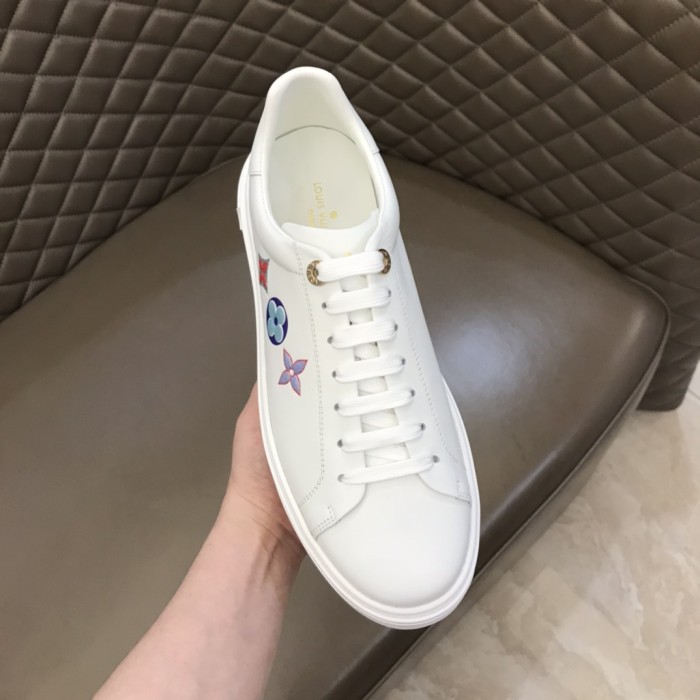 Louis Vuitton Low Top sneaker 47