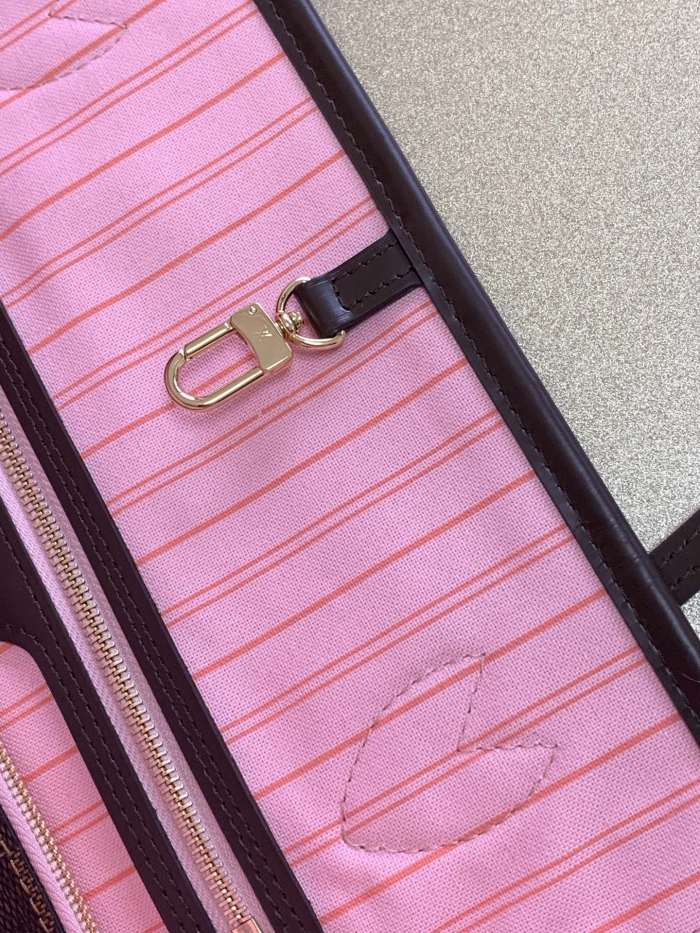 Handbag Louis Vuitton M41603 40995 size 32*29*17