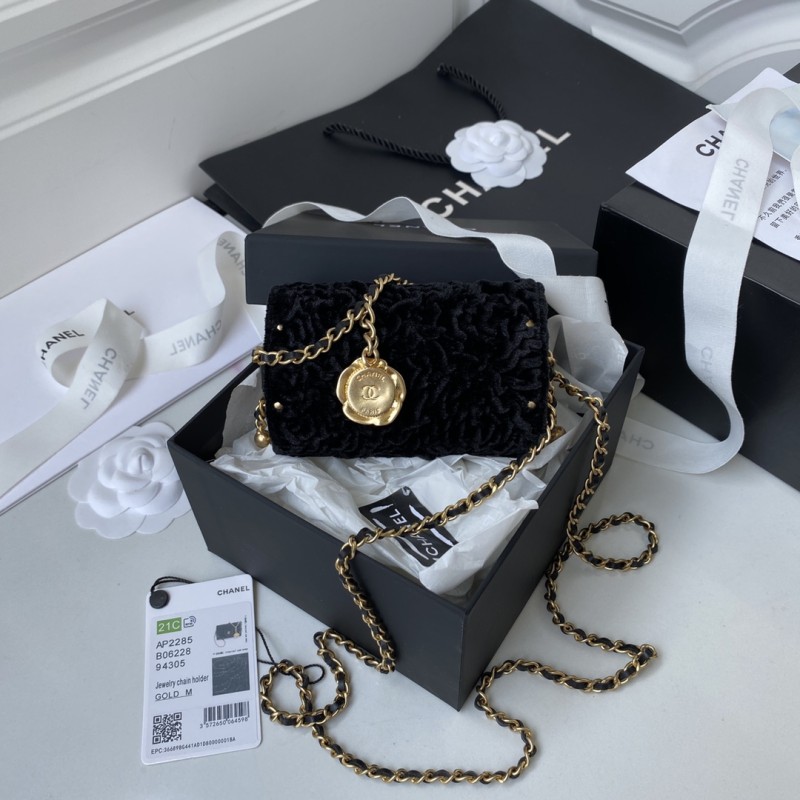 Handbag Chanel AP228 size 11x6.5x5 cm