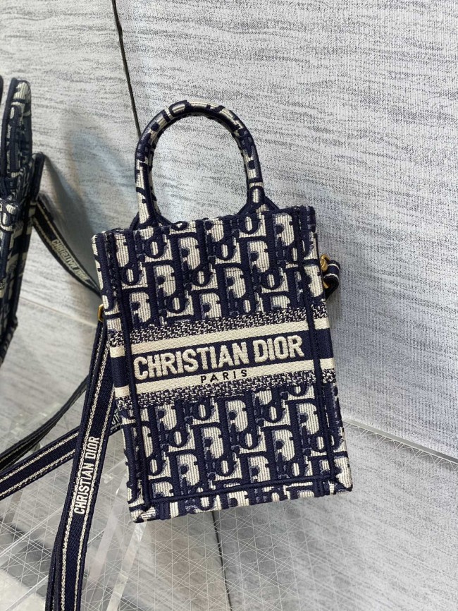 Handbag Dior size 13.5*5*18 cm