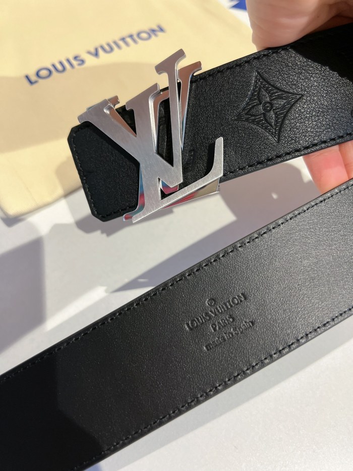 Louis Vuitton Belt 4 (width 4cm)