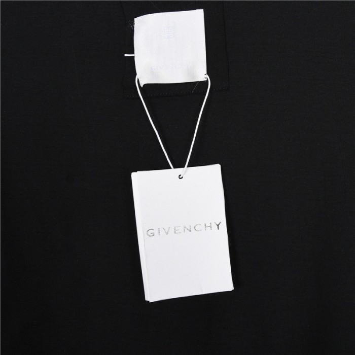 Clothes Givenchy 8