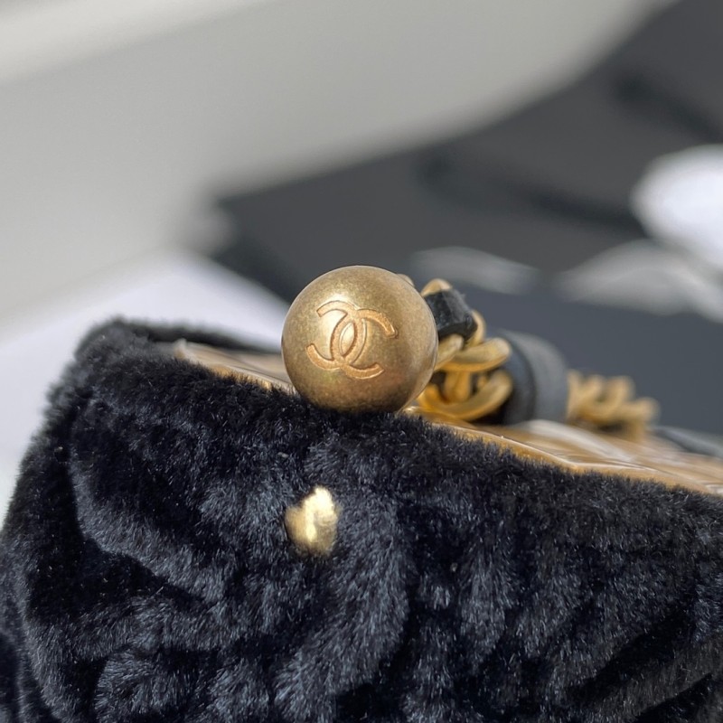 Handbag Chanel AP2285 size 11x6.5x5 cm