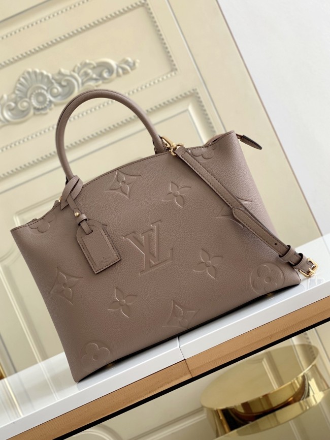 Handbag Louis Vuitton M45833 size 34 x 24 x 15 cm