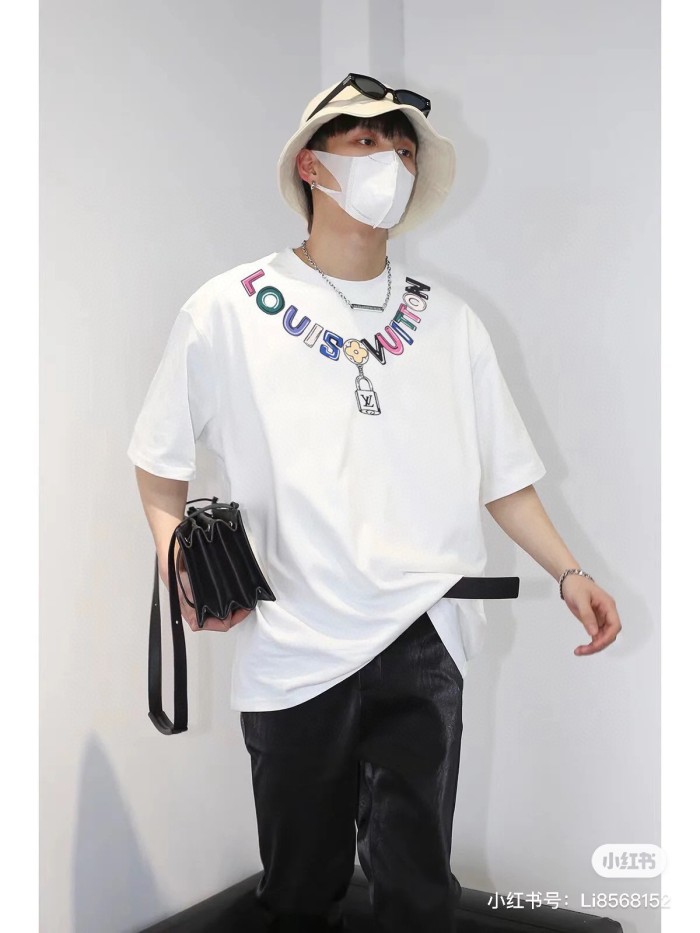 Clothes Louis Vuitton 148