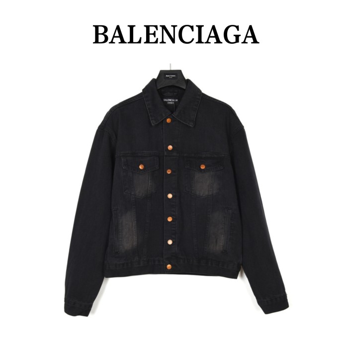 Clothes Balenciaga 79
