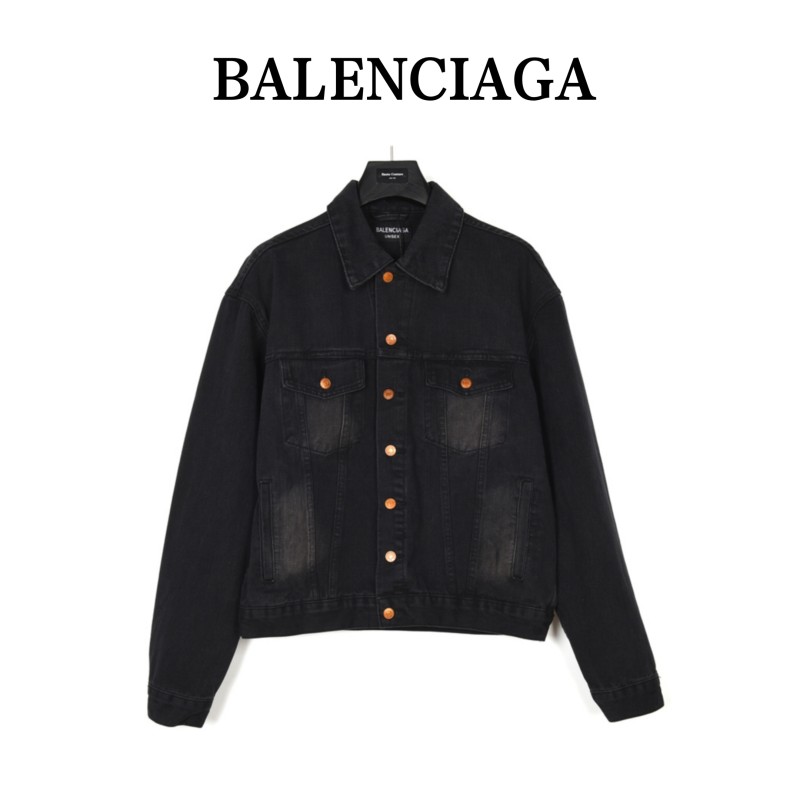 Clothes Balenciaga 79