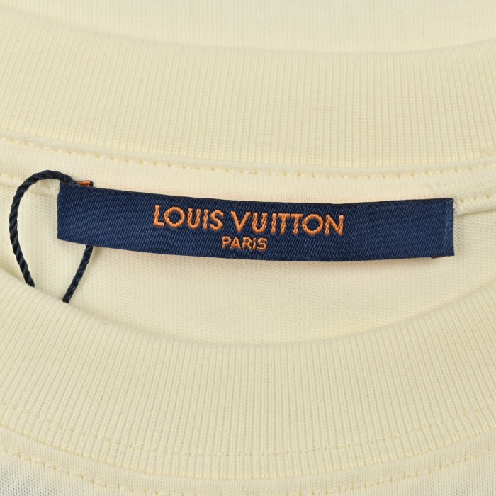 Clothes Louis Vuitton 372