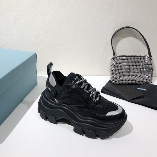 Prada Low Top sneaker 55