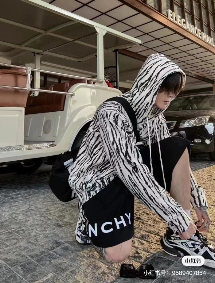 Clothes Givenchy 132