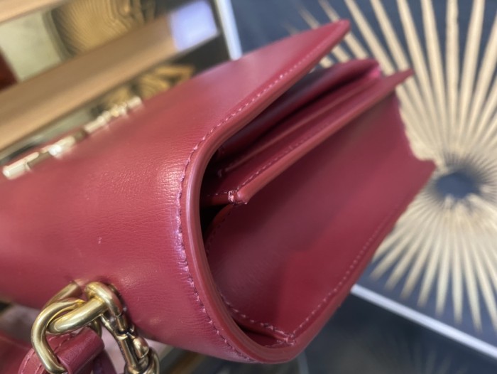 Handbags SAINT LAURENT 634723 size 25x18x5 cm