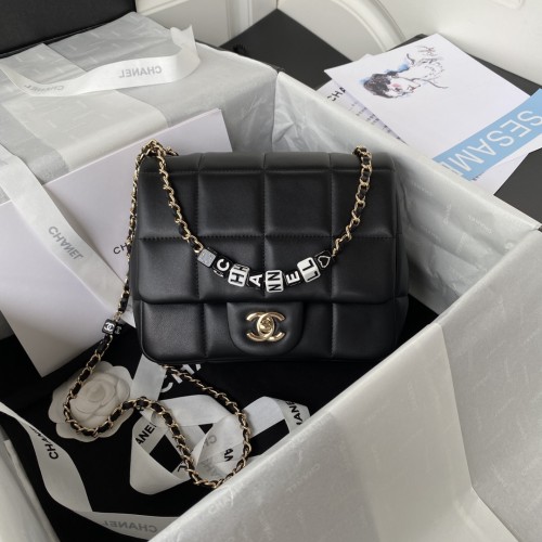Handbag Chanel AS3331 size 19*16.*7.5 cm