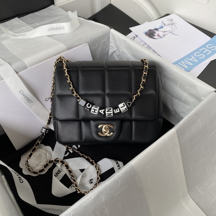Handbag Chanel AS3331 size 19*16.*7.5 cm