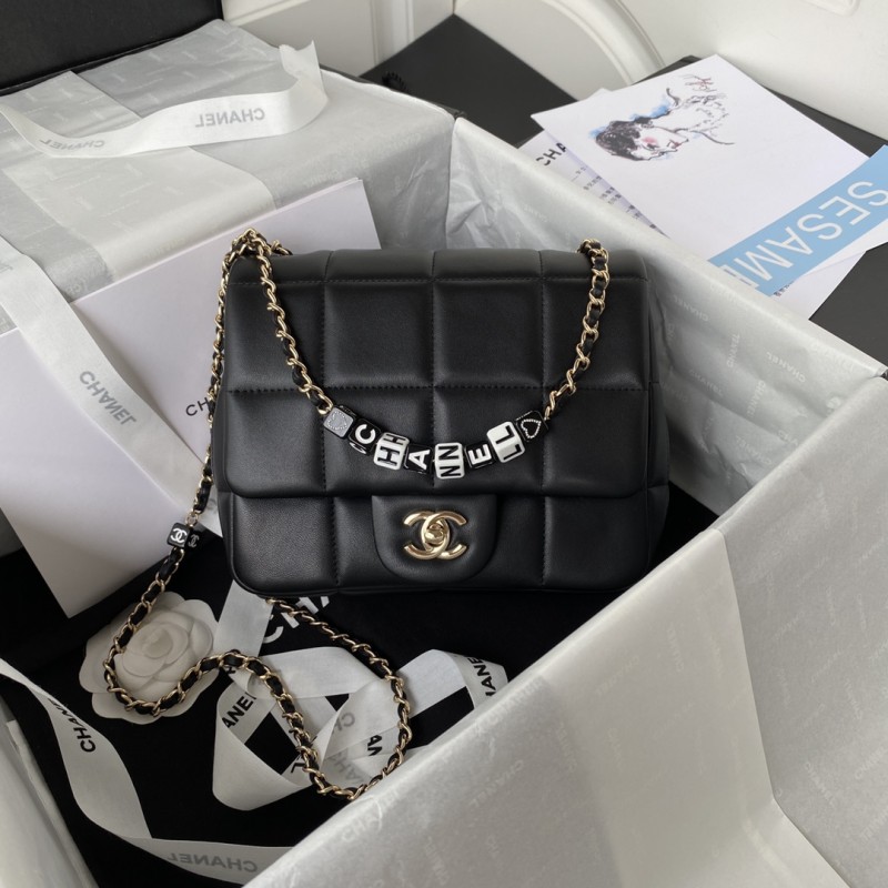 Handbag Chanel AS3331 size 19*16.*7.5 cm
