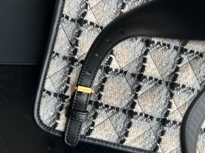 Handbag Chanel AS3662 size 31.5cmx31cmx9 cm