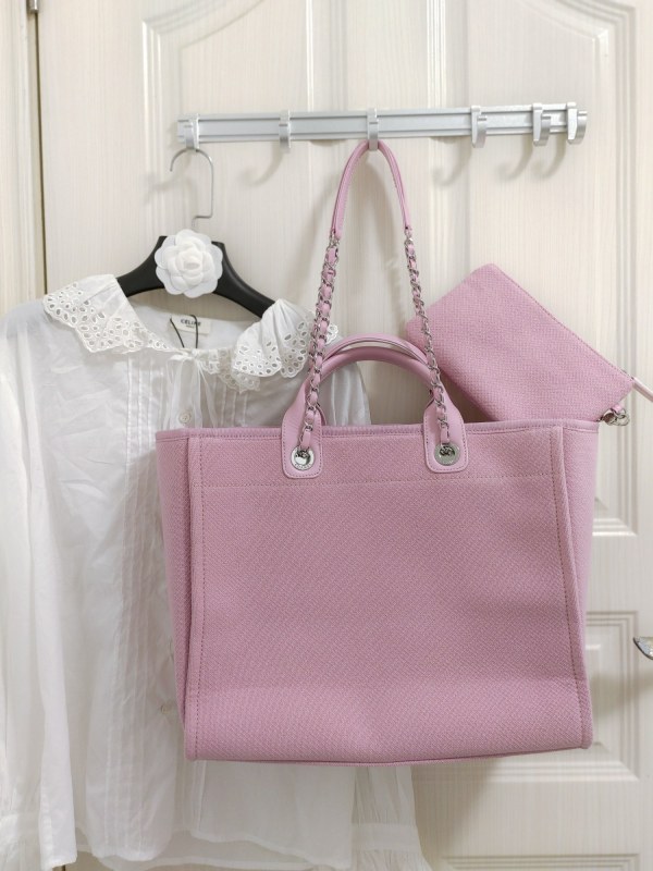 Handbag Chanel size 38 cm