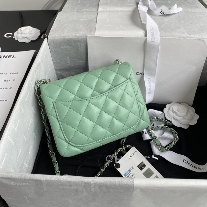 Handbag Chanel size 17 cm