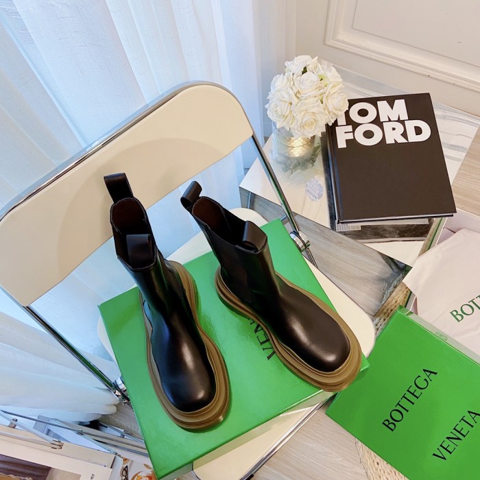 Bottega Veneta Boots 32