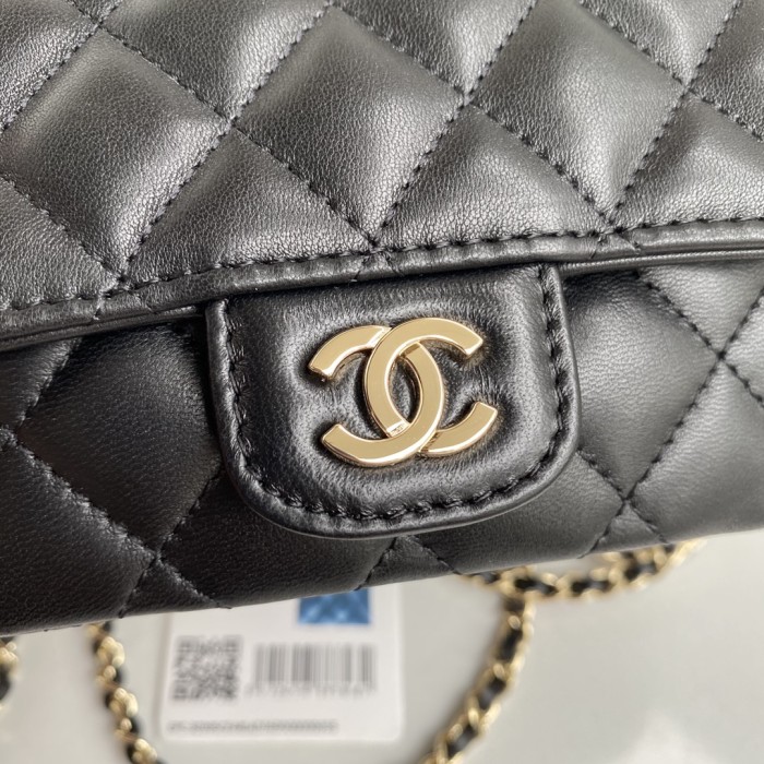 Handbag Chanel AP2044 size 𝟏𝟖.𝟓𝐱𝟓𝐱𝟗 𝐜𝐦