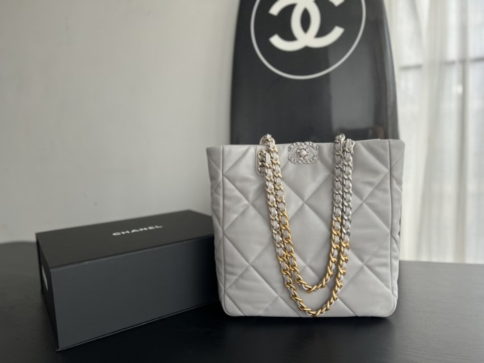 Handbag Chanel 3519 size 30cm37cm10 cm