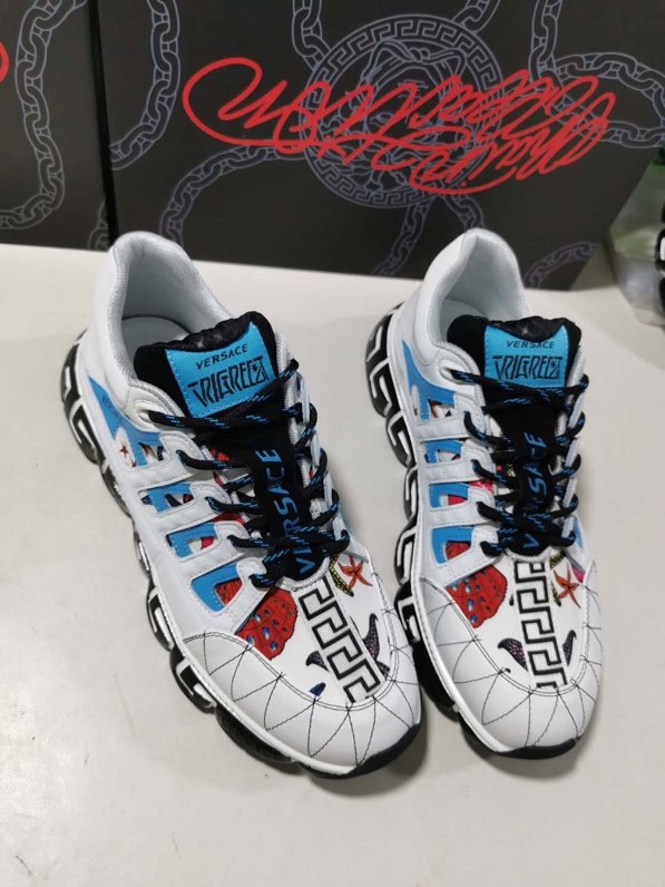 Versace Trigreca Tresor de la Mer Print White Blue Purple