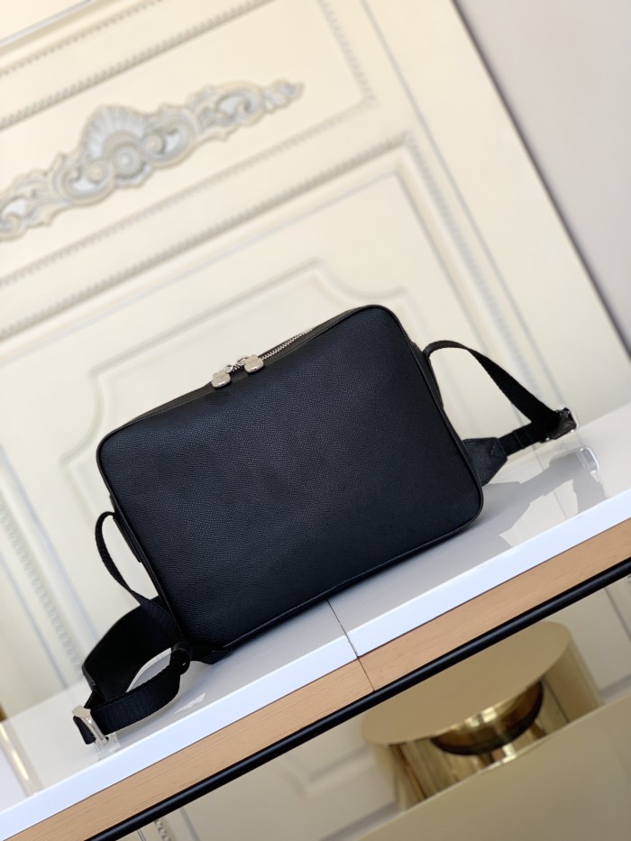 Handbag Louis Vuitton M33435 size 29.5x20x10.5 cm