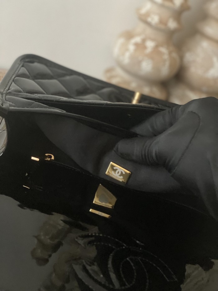 Handbag Chanel AS3653 size 25x21.5x7 cm