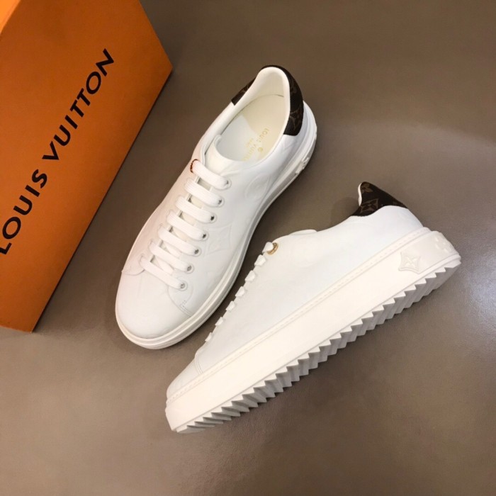 Louis Vuitton Low Top sneaker 54