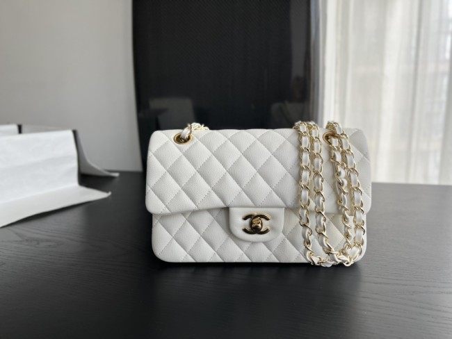 Handbag Chanel size 23 cm