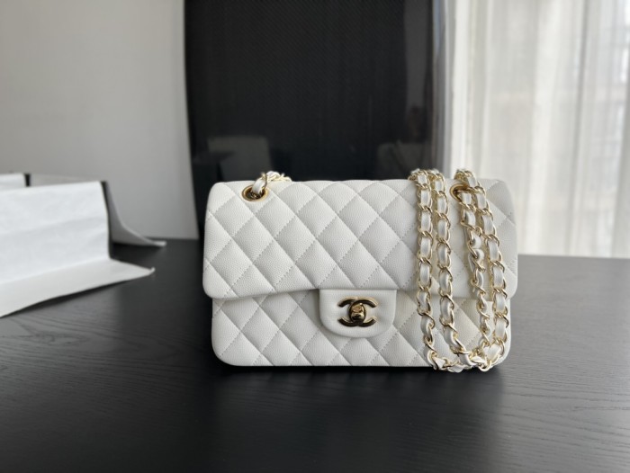 Handbag Chanel size 23 cm