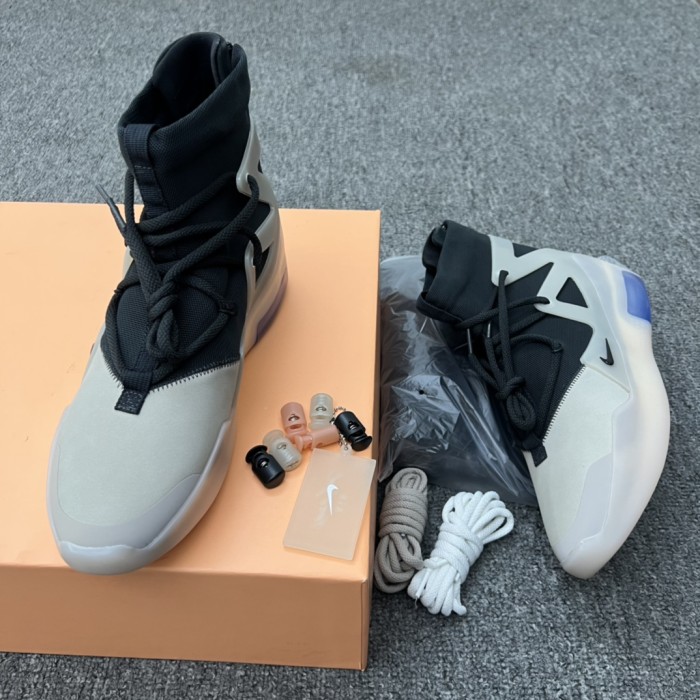 Nike Air Fear of God 1 String The Question