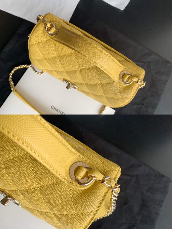 Handbag Chanel A93067 size 20 cm
