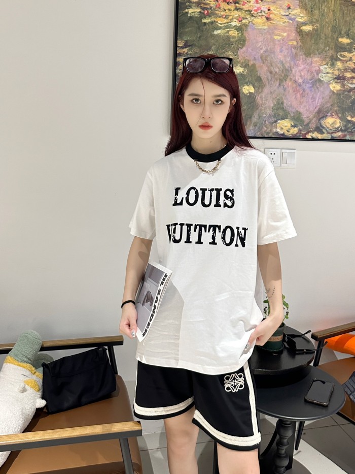 Clothes Louis Vuitton 414