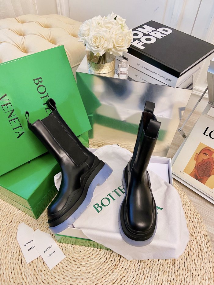 Bottega Veneta Boots 32