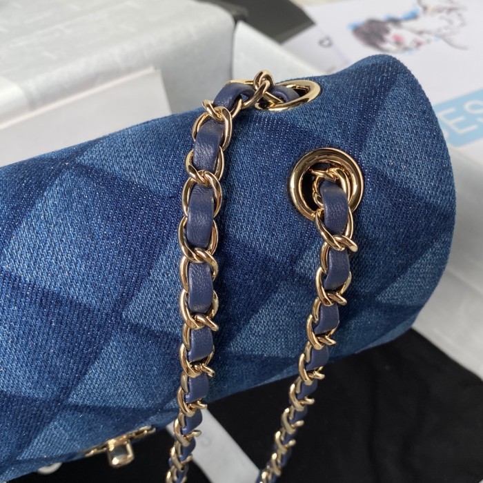 Handbag Chanel size 25 cm