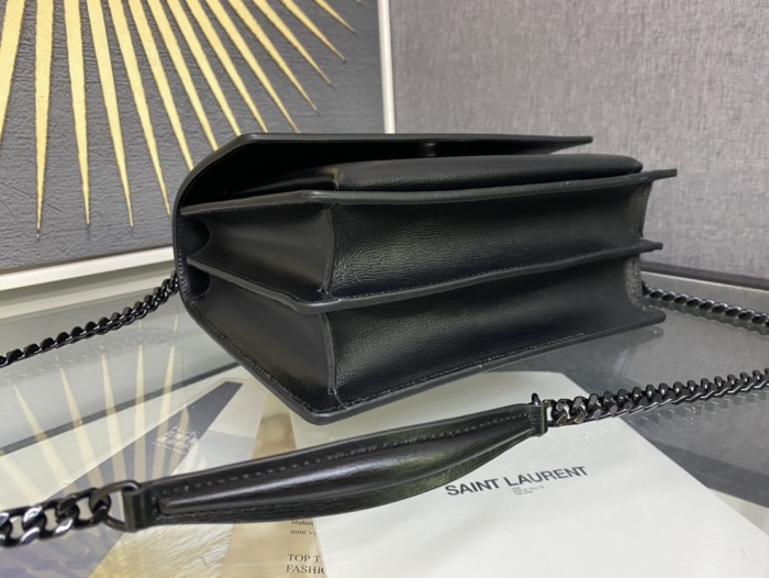 Handbags SAINT LAURENT 442906 size 22-16-9 cm