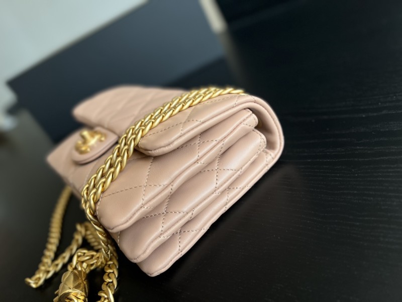 Handbag Chanel 3393 size 16cmx25cm10 cm