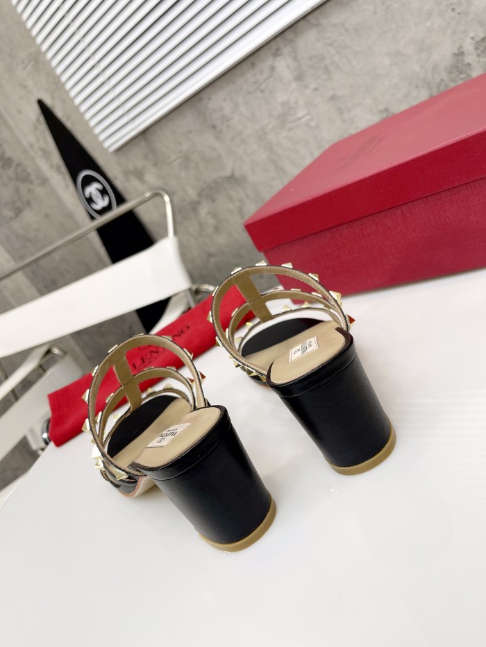 VALENTINO GARAVANI Rockstud WOMEN 5