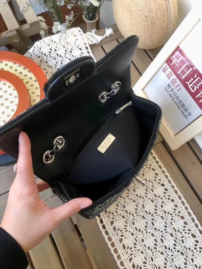 Handbag Chanel size 𝟐𝟎 𝐜𝐦