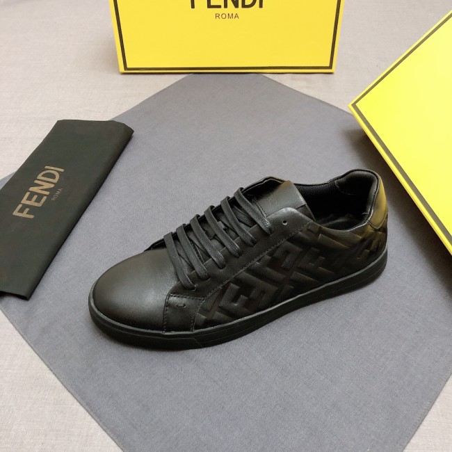 Fendi Low Top Sneakers 10