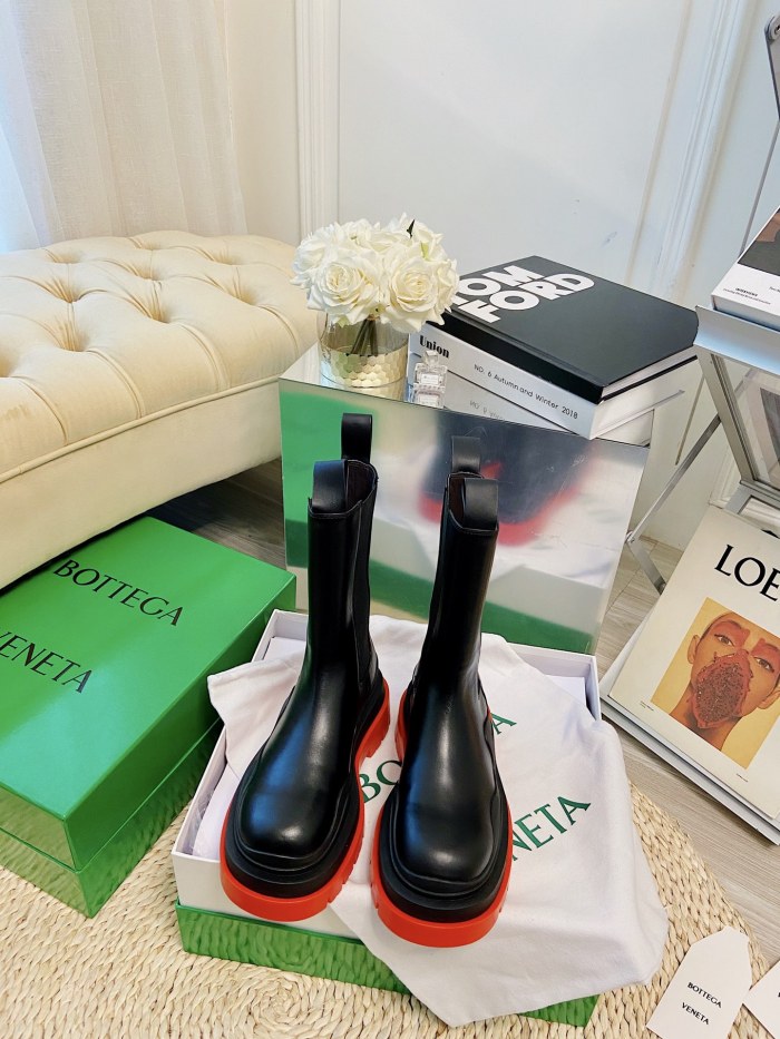 Bottega Veneta Boots 32