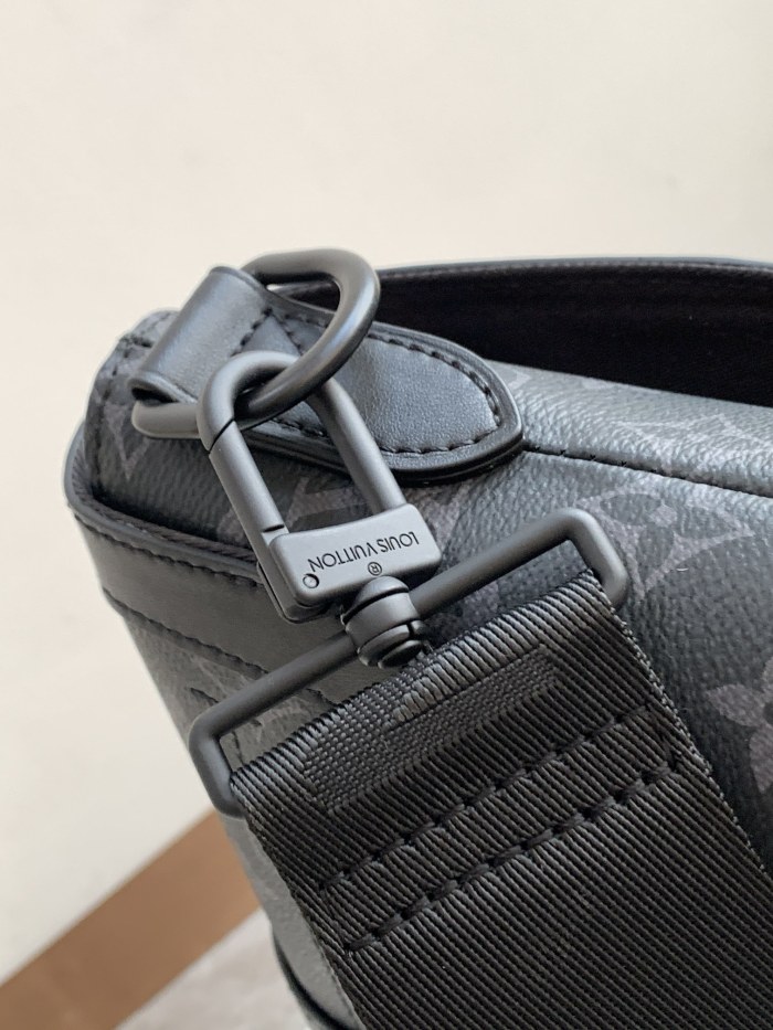 Handbag Louis Vuitton M45911 size 36 x 23 x 11 cm