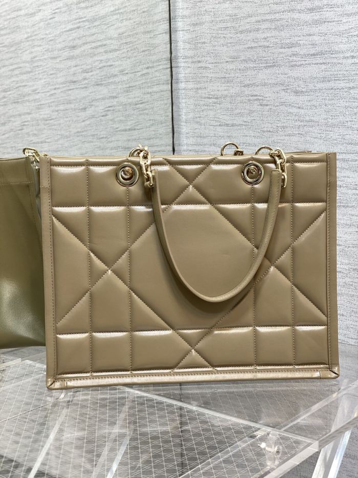 Handbag Dior size 36.5*28*17 cm