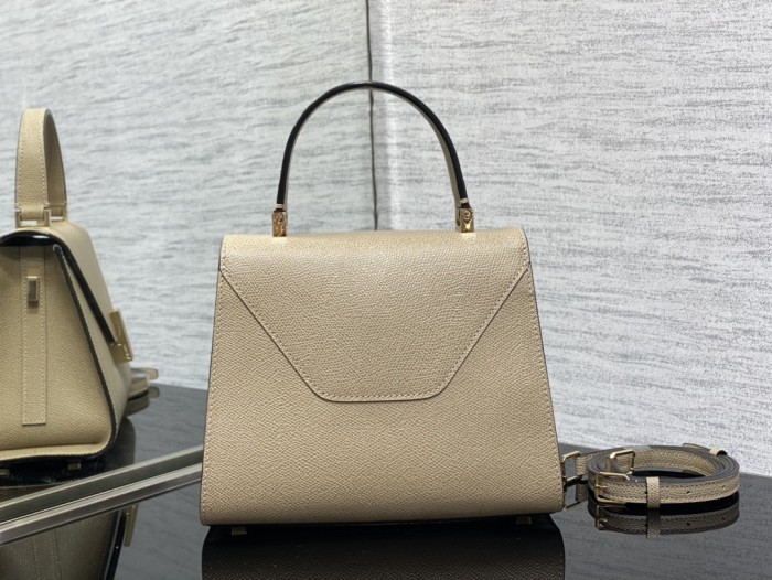 Handbag VALEXTRA size 𝟐𝟐*𝟏𝟔'𝟓*𝟏𝟐 𝐂𝐦