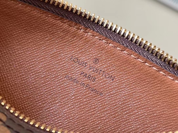 Handbag Louis Vuitton M51384 M51385 size 21*10*10cm size 30*15&16*6cm