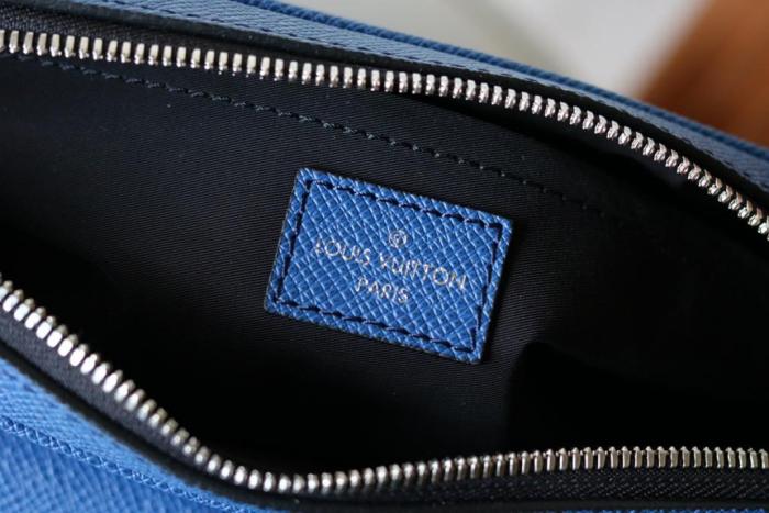 Handbag Louis Vuitton M30242 size 26x20x10.5cm