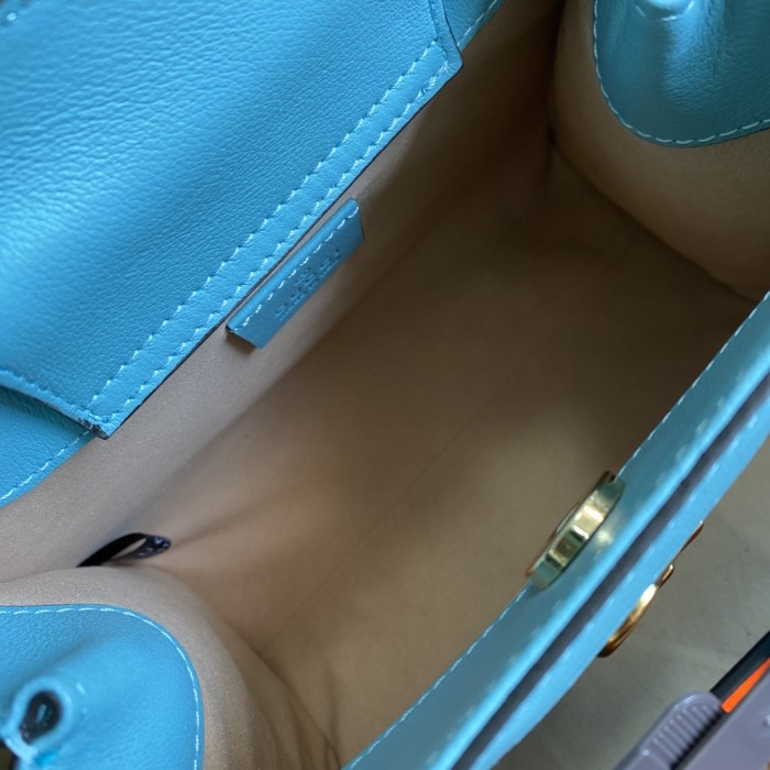 Handbag Gucci 655661 size 20*16*10 cm