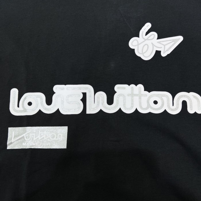 Clothes Louis Vuitton 99